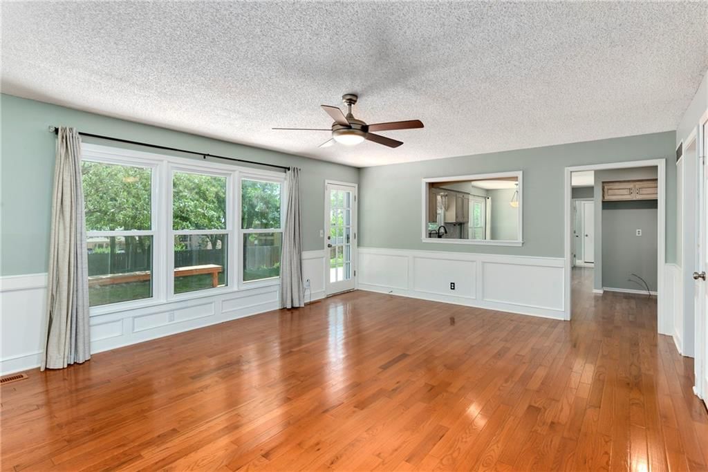 11529 Riley Street — photo 10