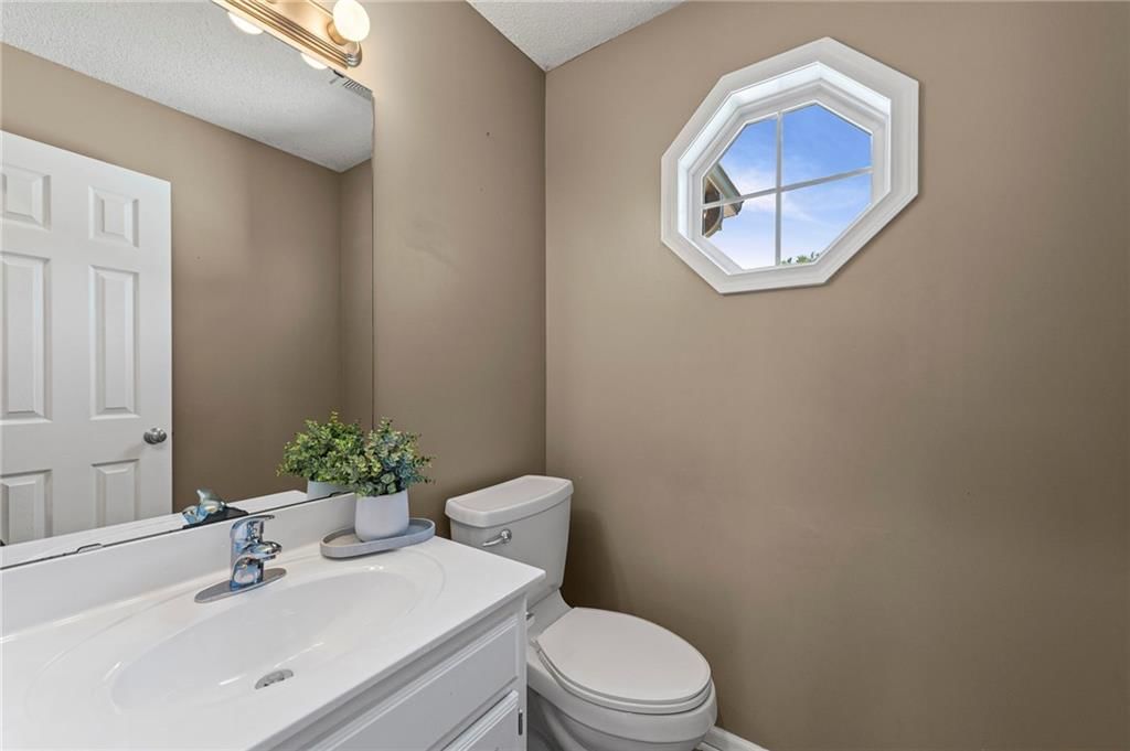 Photo 18 of 41 - 8129 NE 97th Terrace