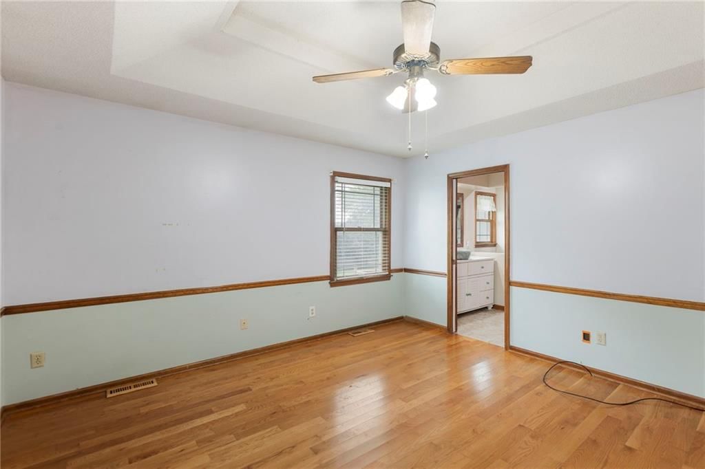 Photo 13 of 38 - 1769 Silkwood Lane