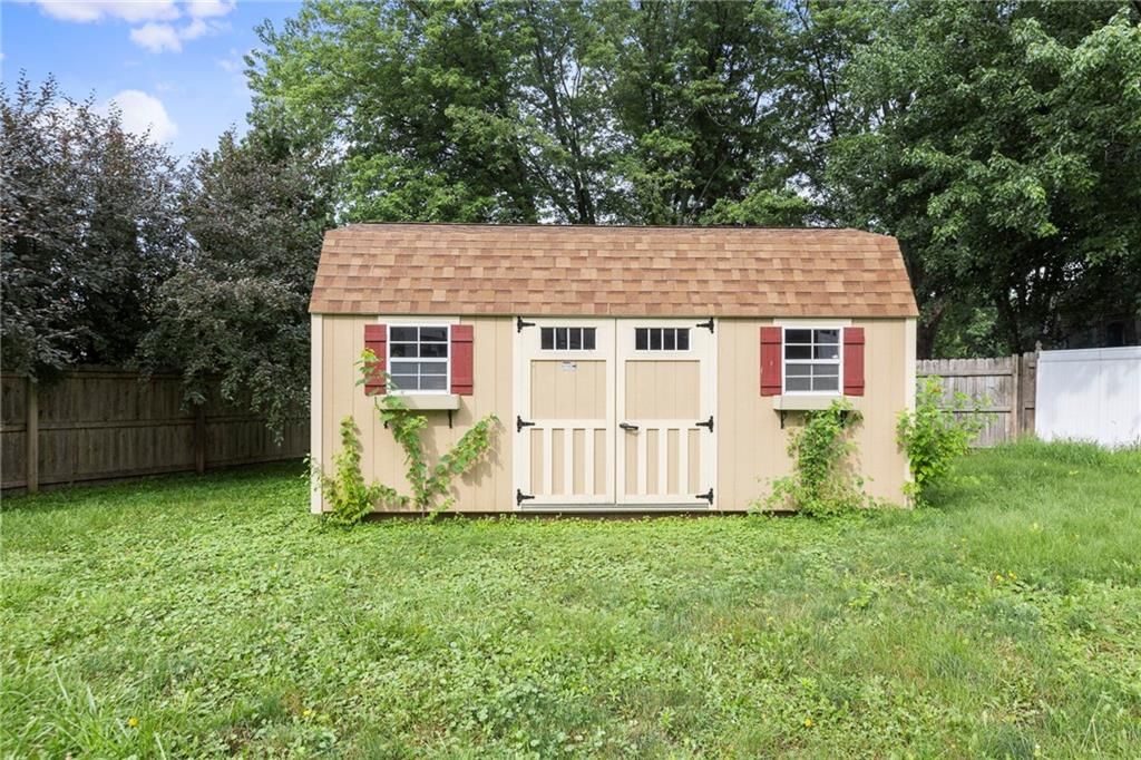 Photo 34 of 38 - 1769 Silkwood Lane