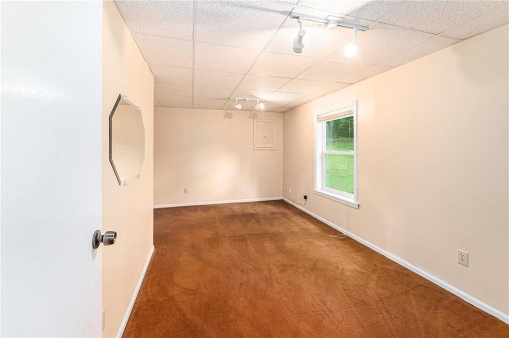 6534 N Jefferson Street — photo 30