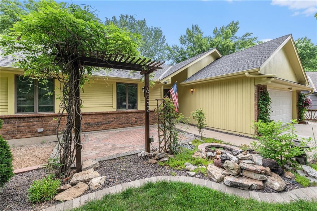 6534 N Jefferson Street — photo 40