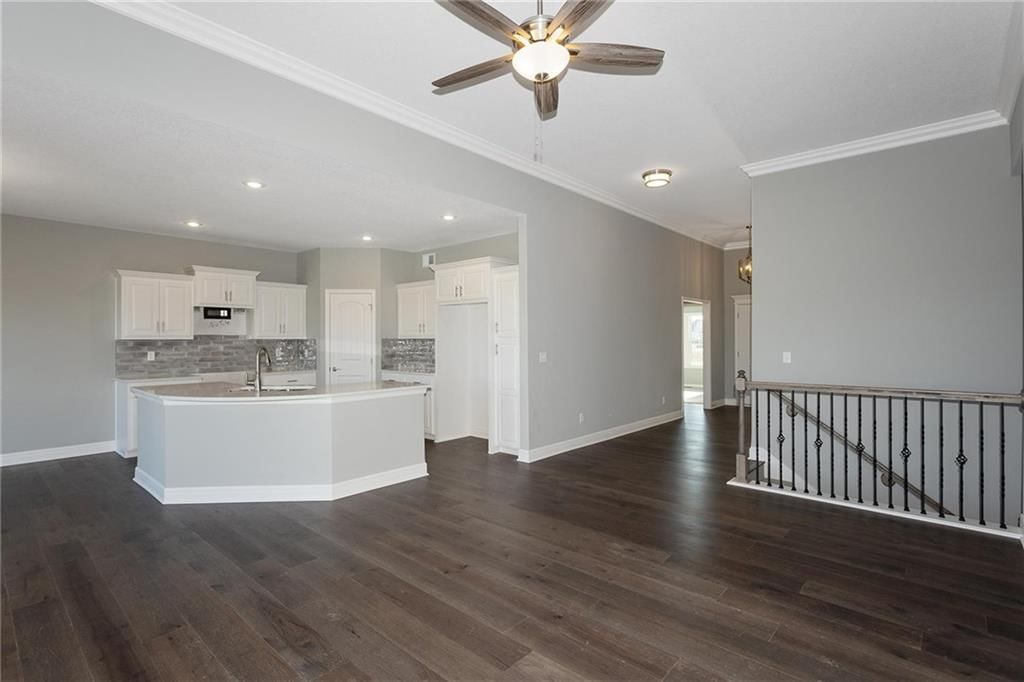 8890 N Monroe Avenue — photo 7