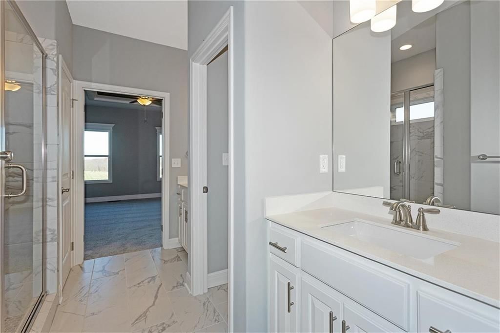 8890 N Monroe Avenue — photo 24