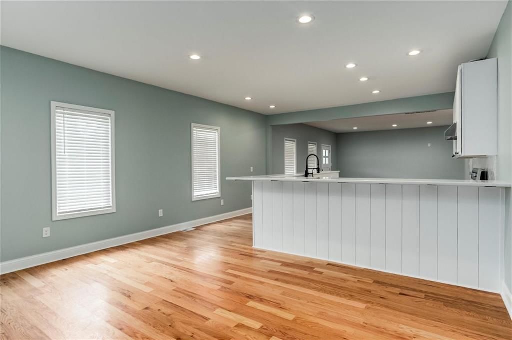 438 Lincoln Avenue — photo 10