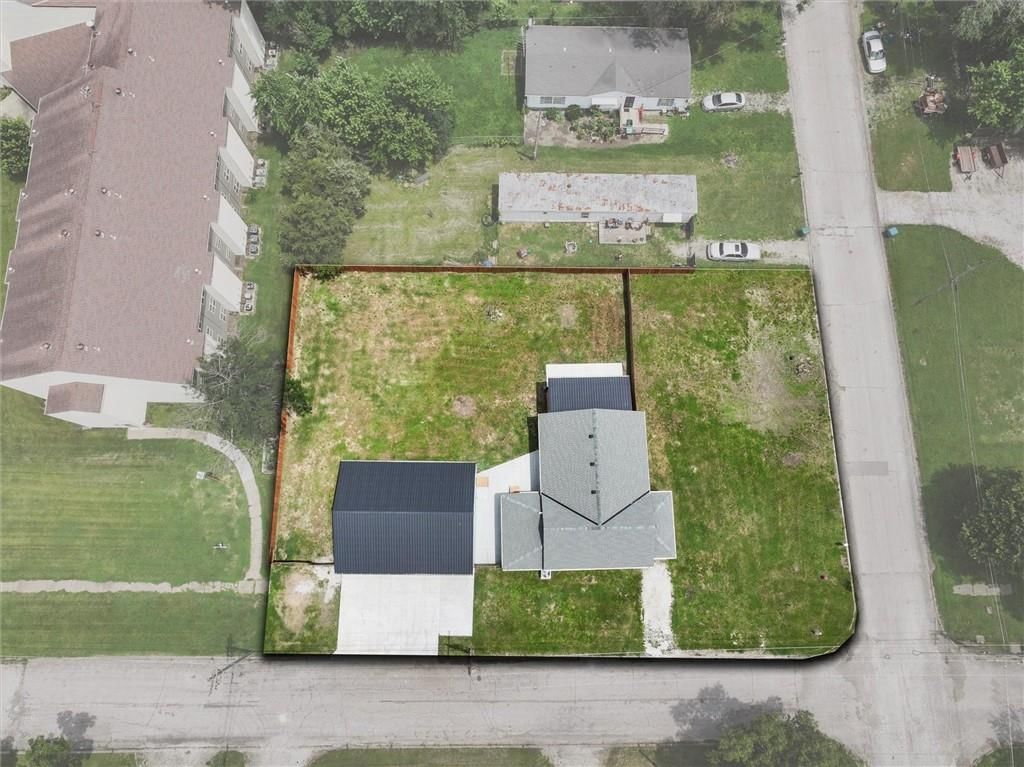 438 Lincoln Avenue — photo 28