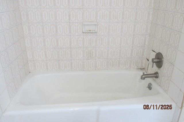 Photo 8 of 12 - 8804 E 110th Street