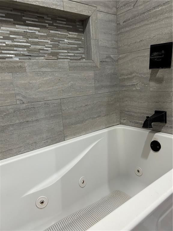 Photo 16 of 29 - 637 N 14th Street