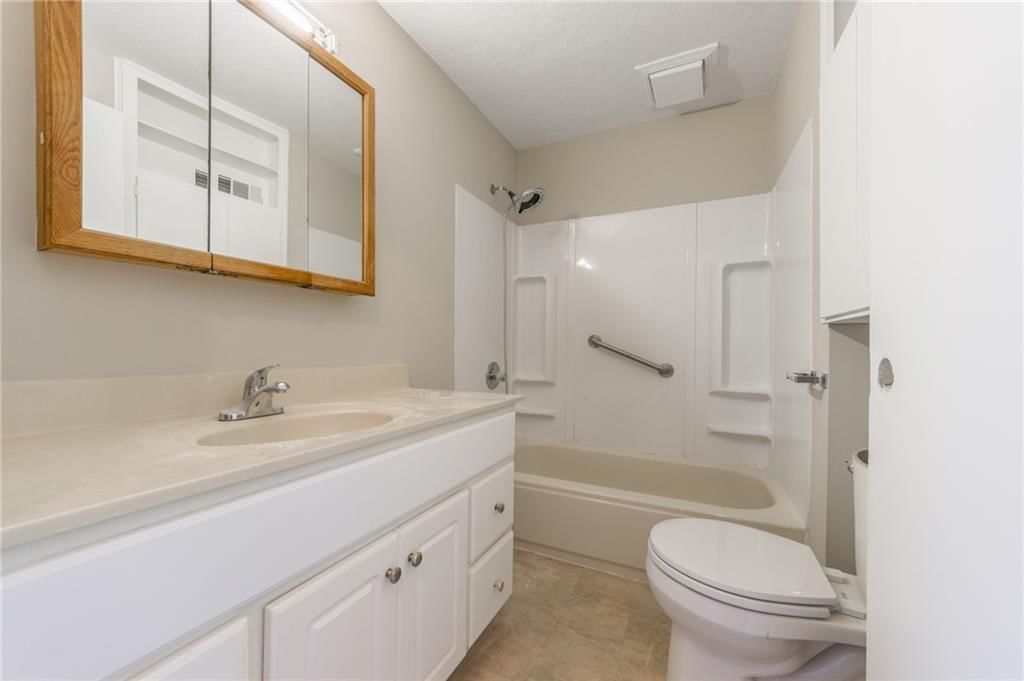 7306 N Holmes Avenue — photo 12
