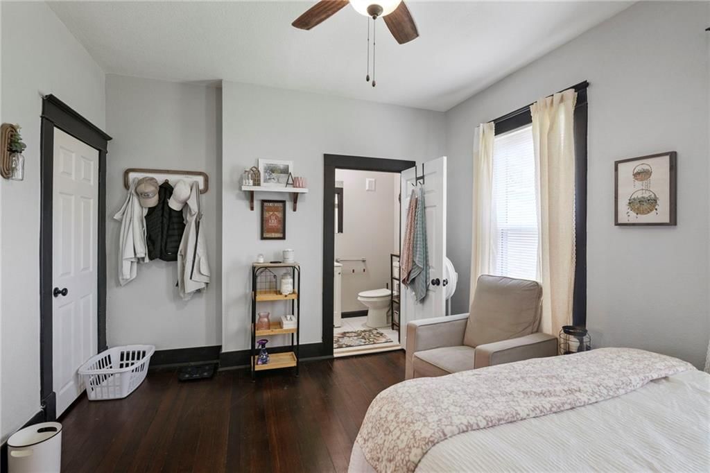 Photo 14 of 63 - 923 4th Avenue