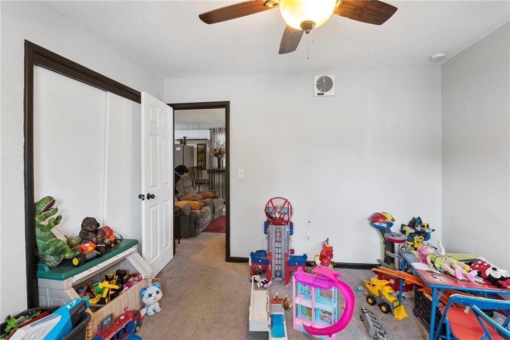 Photo 44 of 63 - 923 4th Avenue