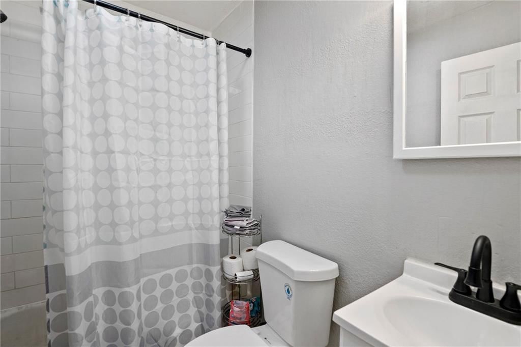 Photo 47 of 63 - 923 4th Avenue