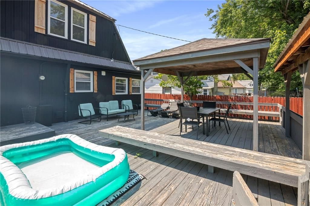 Photo 50 of 63 - 923 4th Avenue
