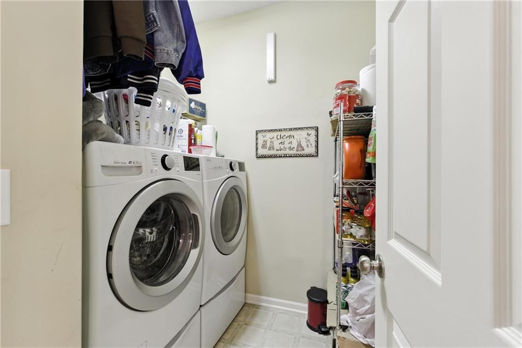 22802 W 72nd Terrace — photo 9