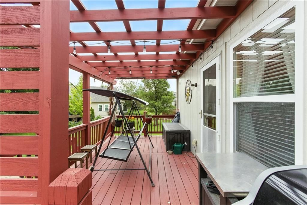22802 W 72nd Terrace — photo 33