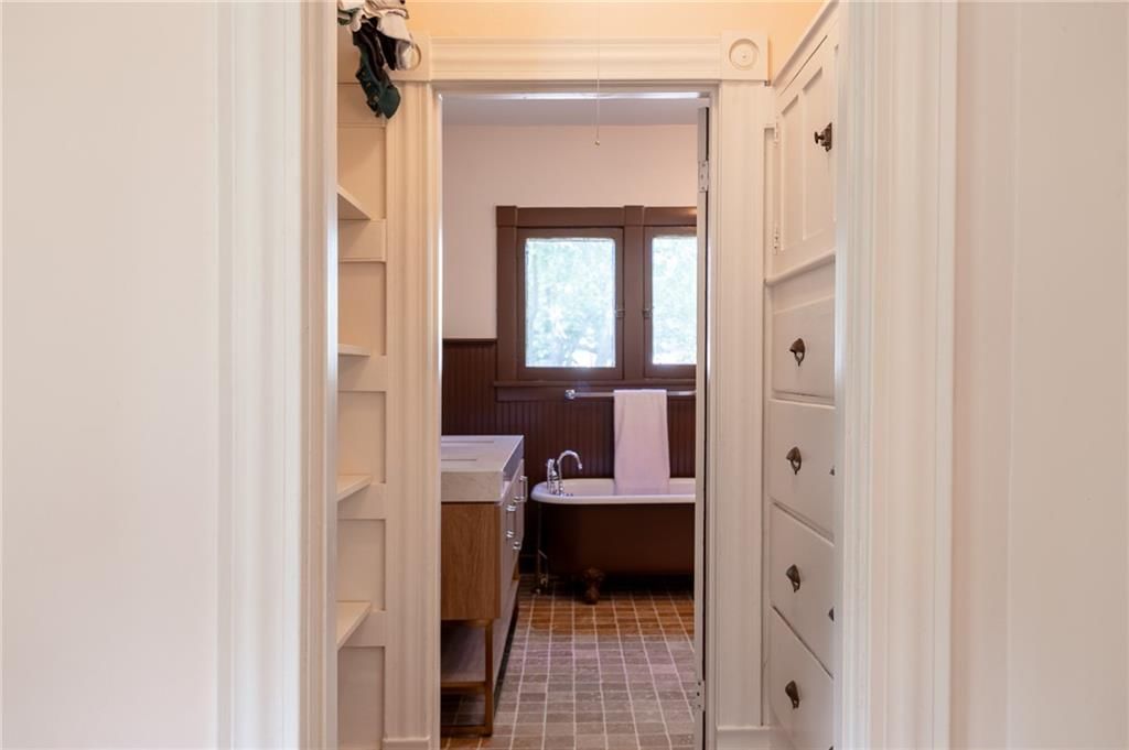 3632 Locust Street — photo 27