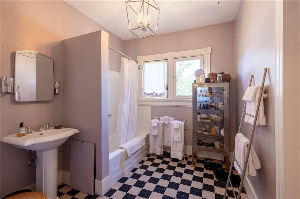 3632 Locust Street — photo 32