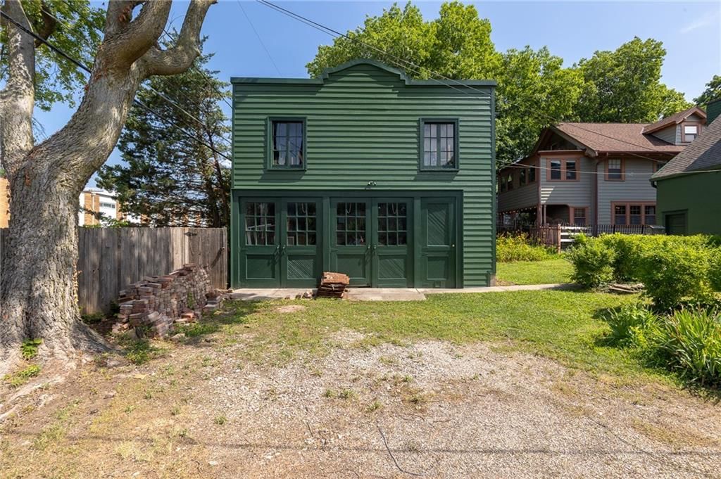 3632 Locust Street — photo 34