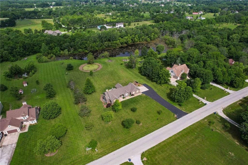 Photo 41 of 42 - 23800 Lucille Lane
