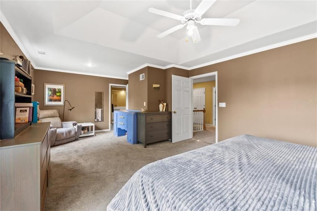 Photo 11 of 25 - 24137 W 57TH Terrace
