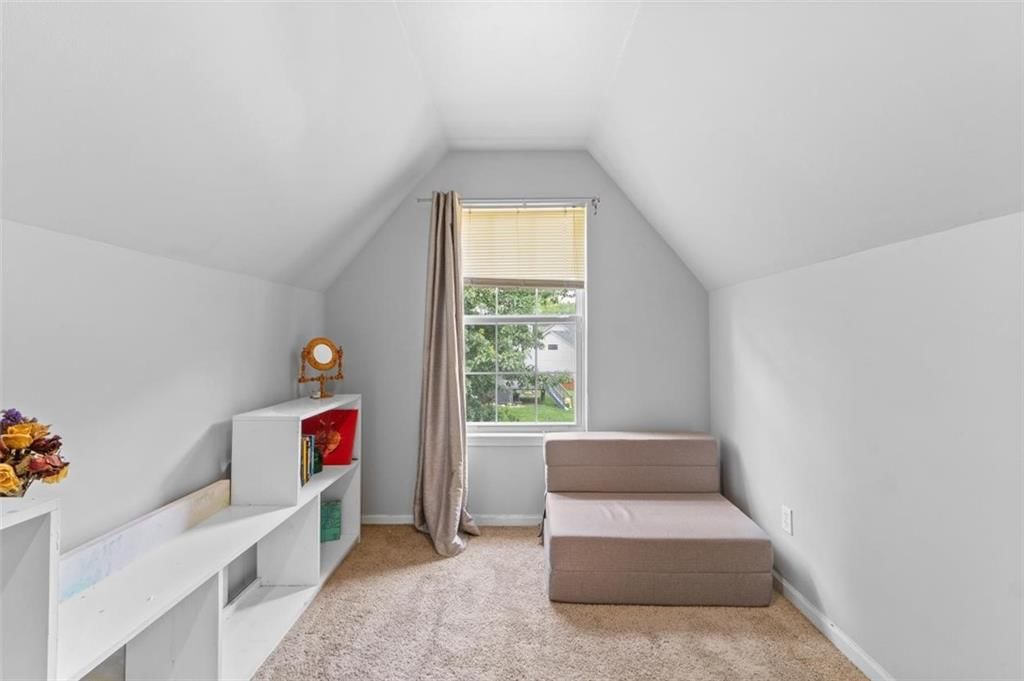 Photo 17 of 25 - 24137 W 57TH Terrace