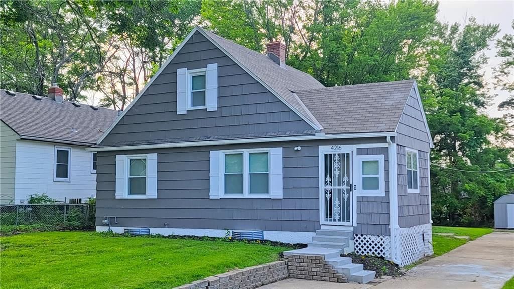 4216 E 67th Terrace — photo 3