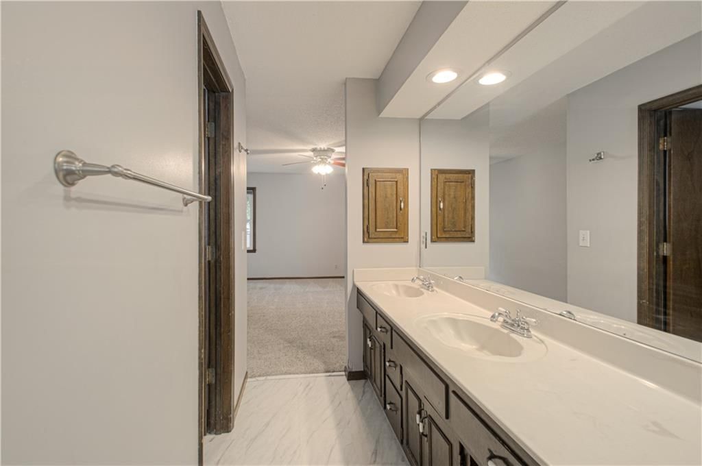 11909 Charlotte Street — photo 15