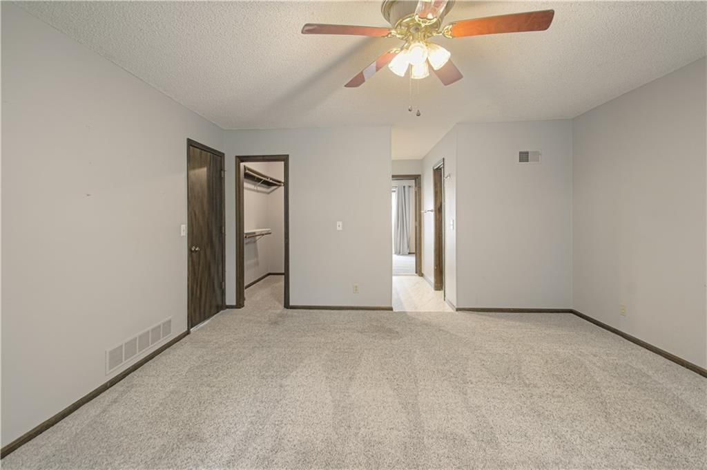 11909 Charlotte Street — photo 18