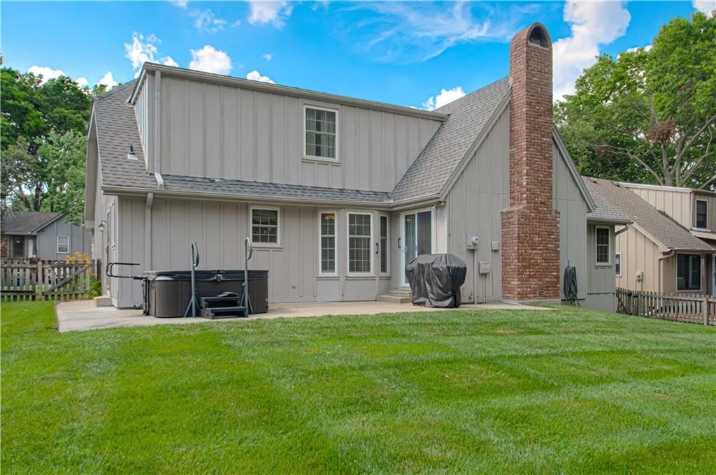 11909 Charlotte Street — photo 32