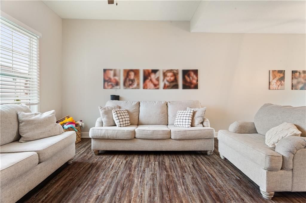 Photo 9 of 46 - 9600 N Smalley Avenue