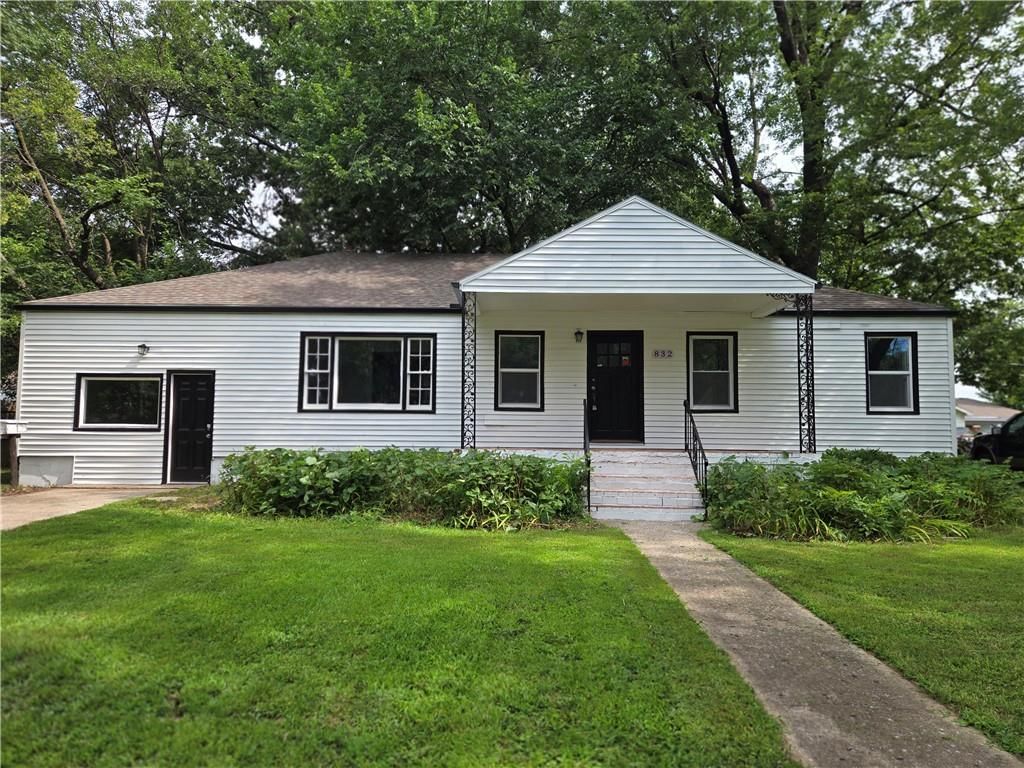 832 Hillside Avenue, Liberty, MO