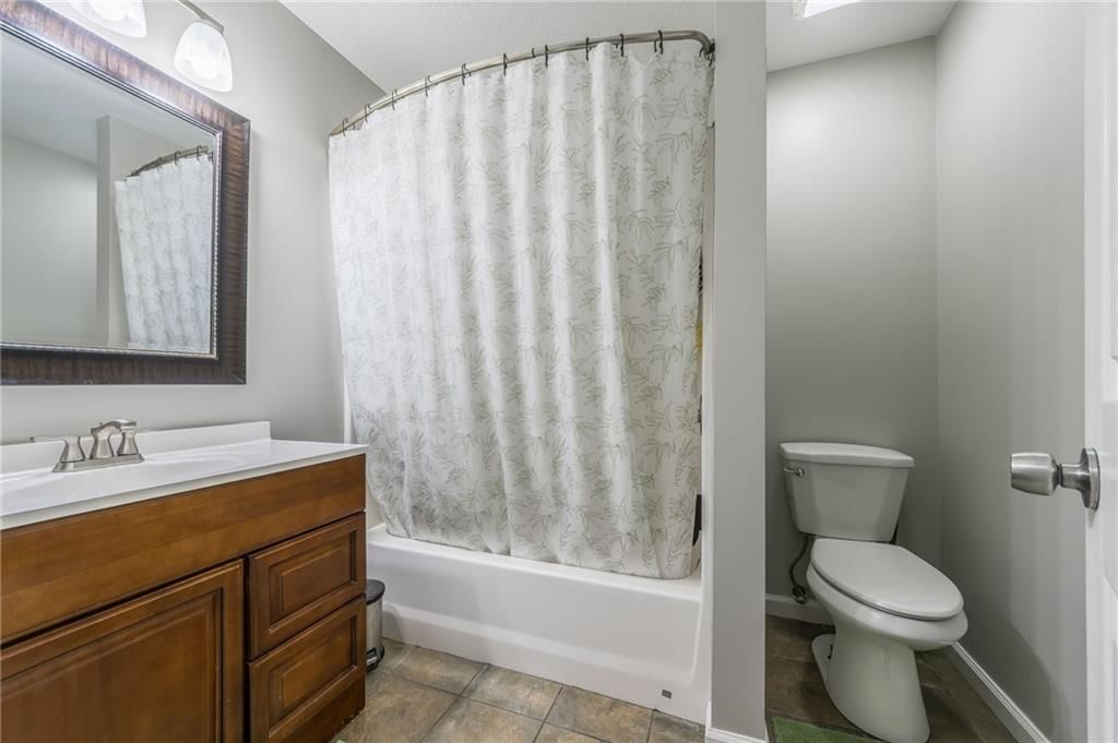 11004 N Locust Street — photo 23