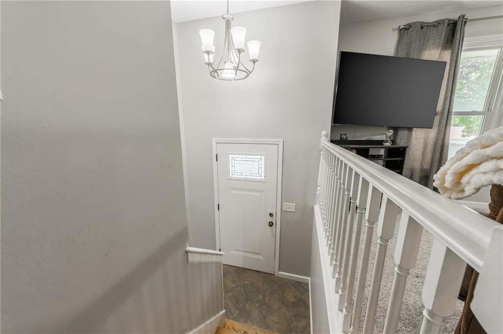 11004 N Locust Street — photo 24
