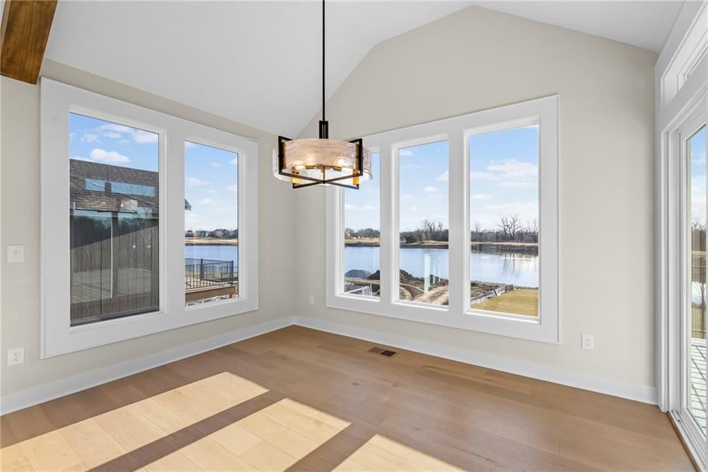 4145 Lake Shore Drive — photo 17