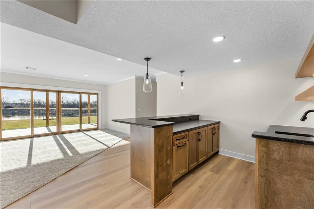4145 Lake Shore Drive — photo 38