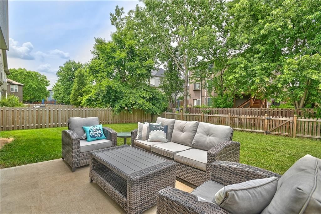 24104 W 80th Street — photo 37