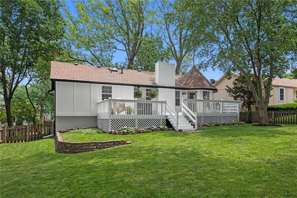 Photo 28 of 34 - 2421 NW Acorn Drive