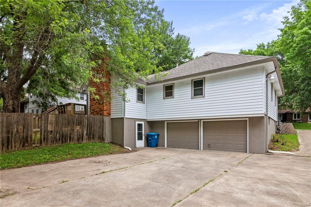 6100 N Cleveland Avenue — photo 5