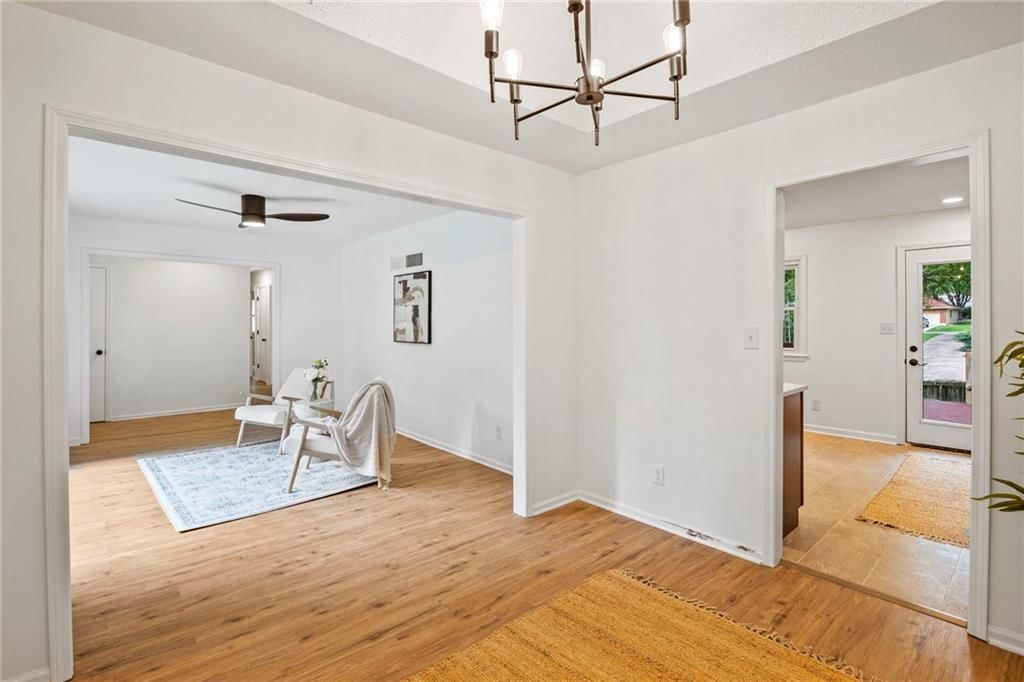 6100 N Cleveland Avenue — photo 14
