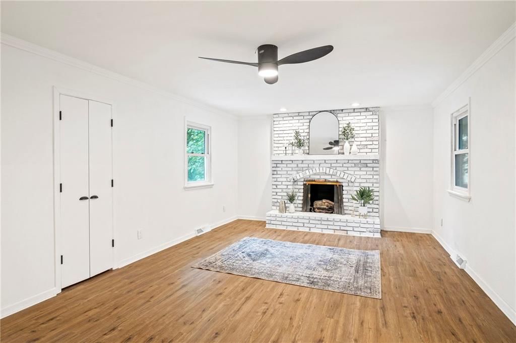 6100 N Cleveland Avenue — photo 16