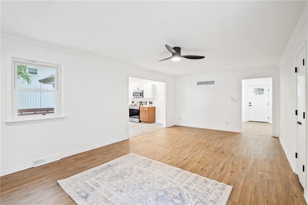 6100 N Cleveland Avenue — photo 17