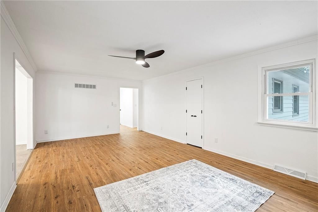 6100 N Cleveland Avenue — photo 18