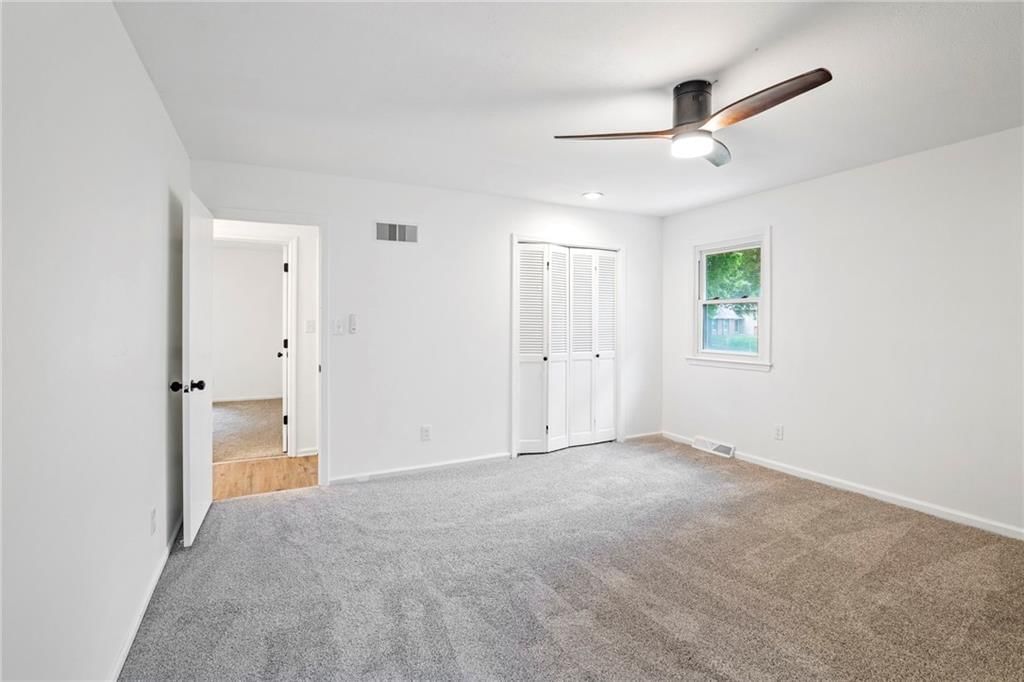 6100 N Cleveland Avenue — photo 27