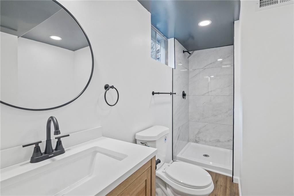 6100 N Cleveland Avenue — photo 42