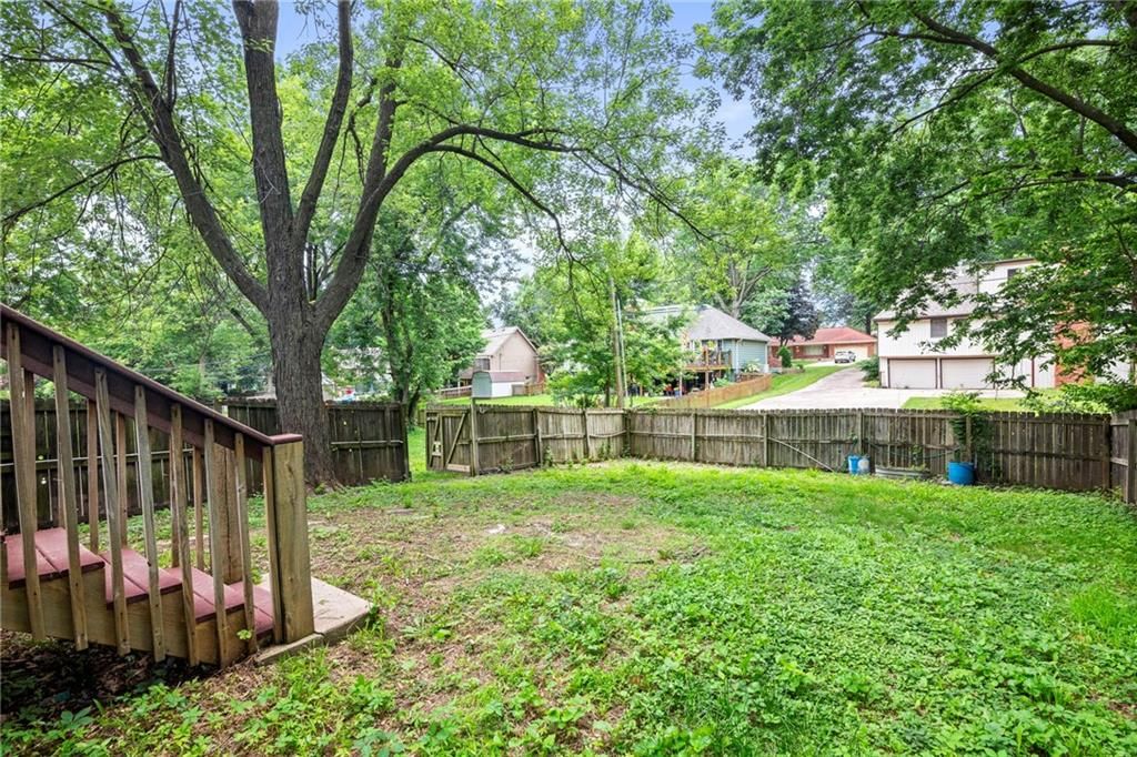 6100 N Cleveland Avenue — photo 50