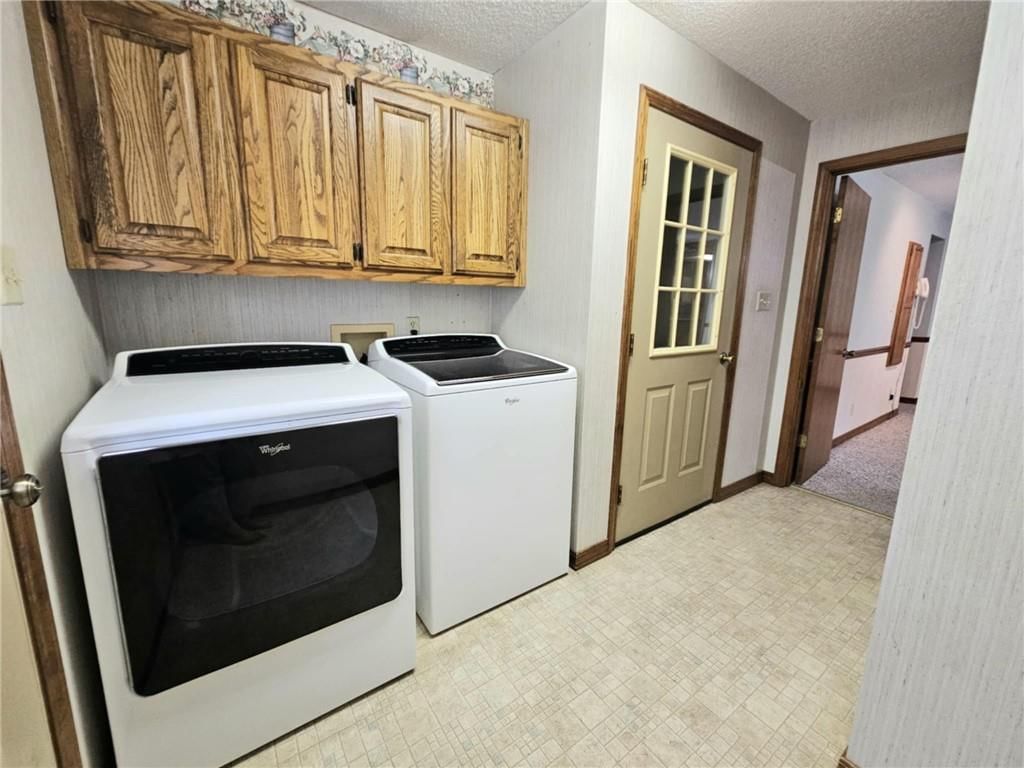 212 S Locust Street — photo 18