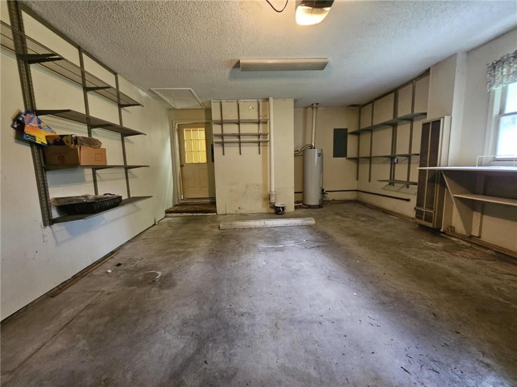 212 S Locust Street — photo 20