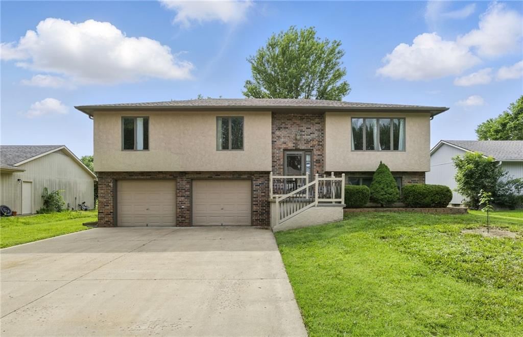 212 Sellman Street — photo 1
