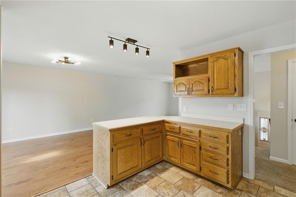 212 Sellman Street — photo 14
