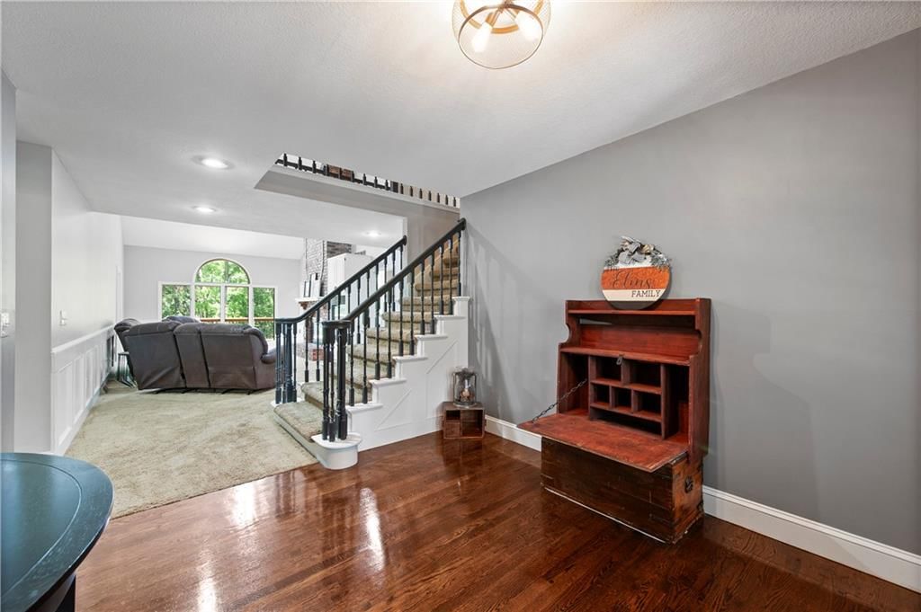 Photo 7 of 65 - 414 N 4th Street